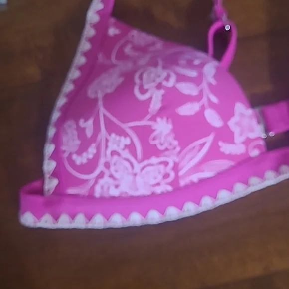 Pink Floral Whipstitch bikini - Picture 6 of 8
